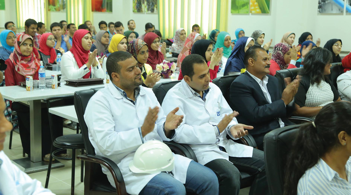 ايڤرجرو تحتفي بأوائل الثانوية العامة في مصانعها